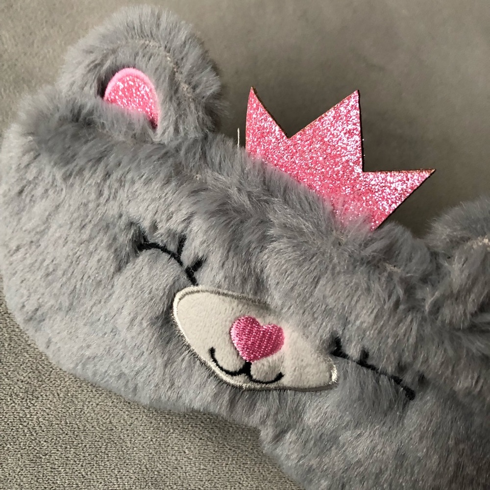Adorable Sleep Mask ~ Soft and Fuzzy! Brand New!